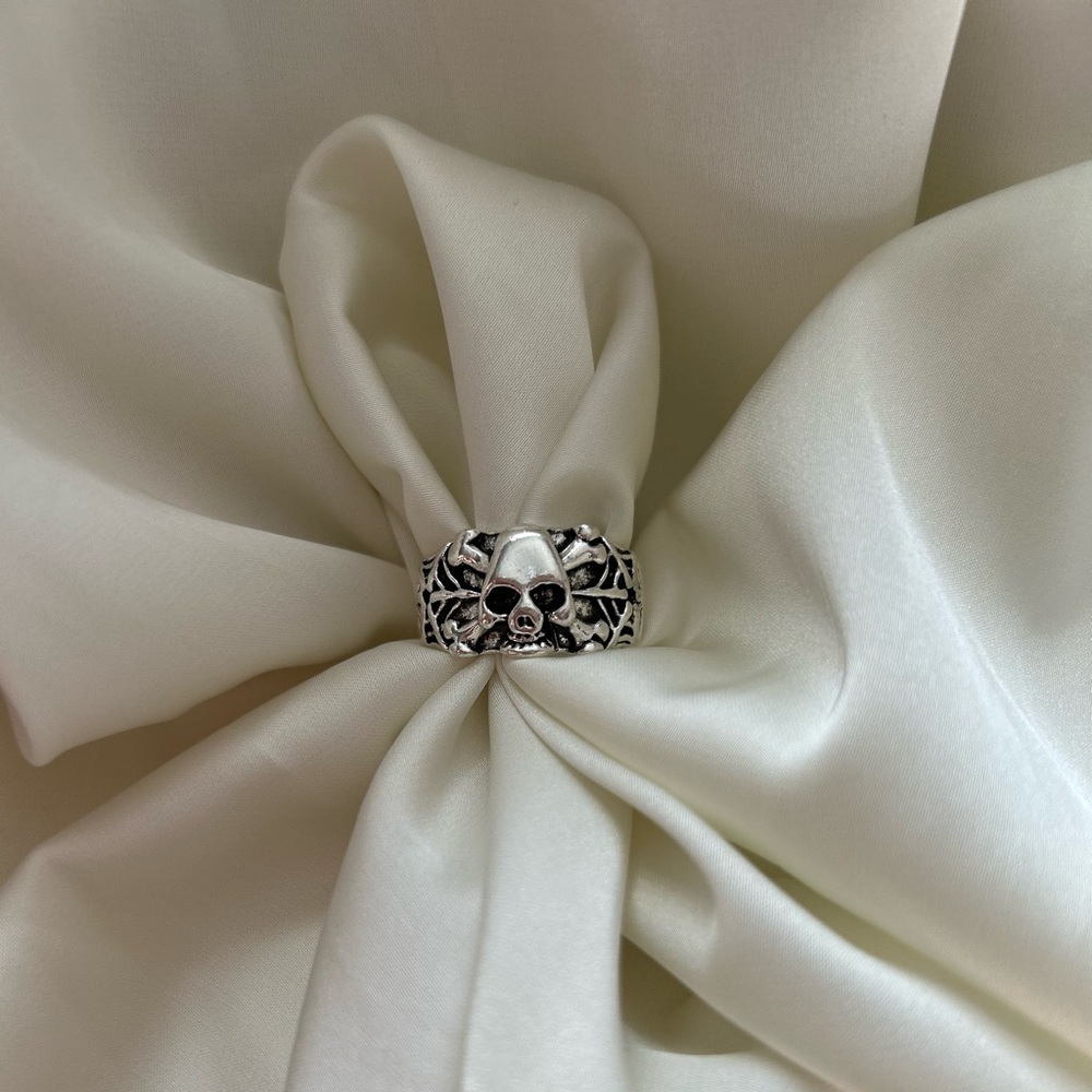 Skull Rings - Picture 15 of 16